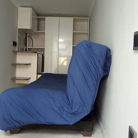 Двухуровневый Практичный Лофт Appartement Alma-Ata Buitenkant foto