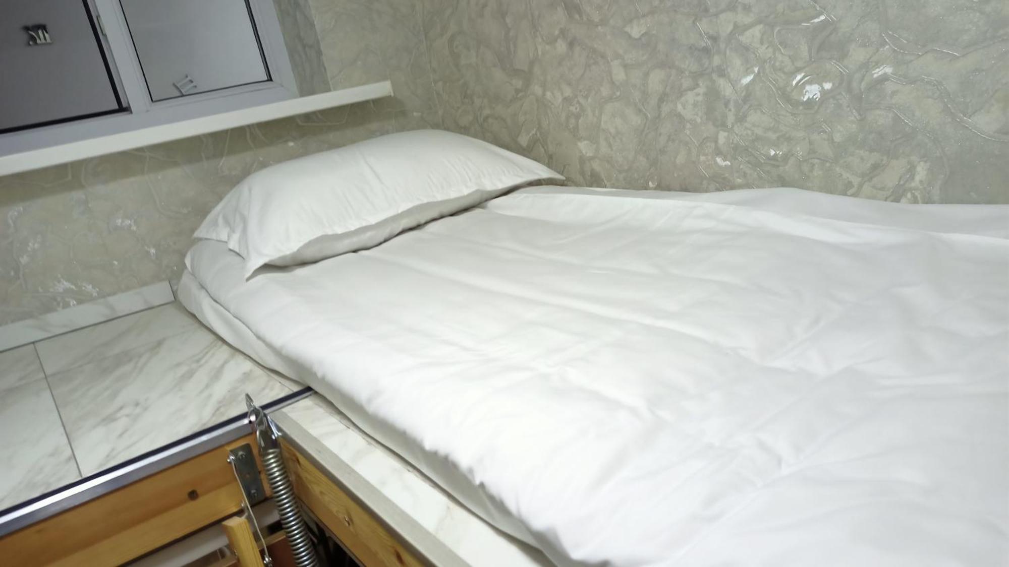 Двухуровневый Практичный Лофт Appartement Alma-Ata Buitenkant foto